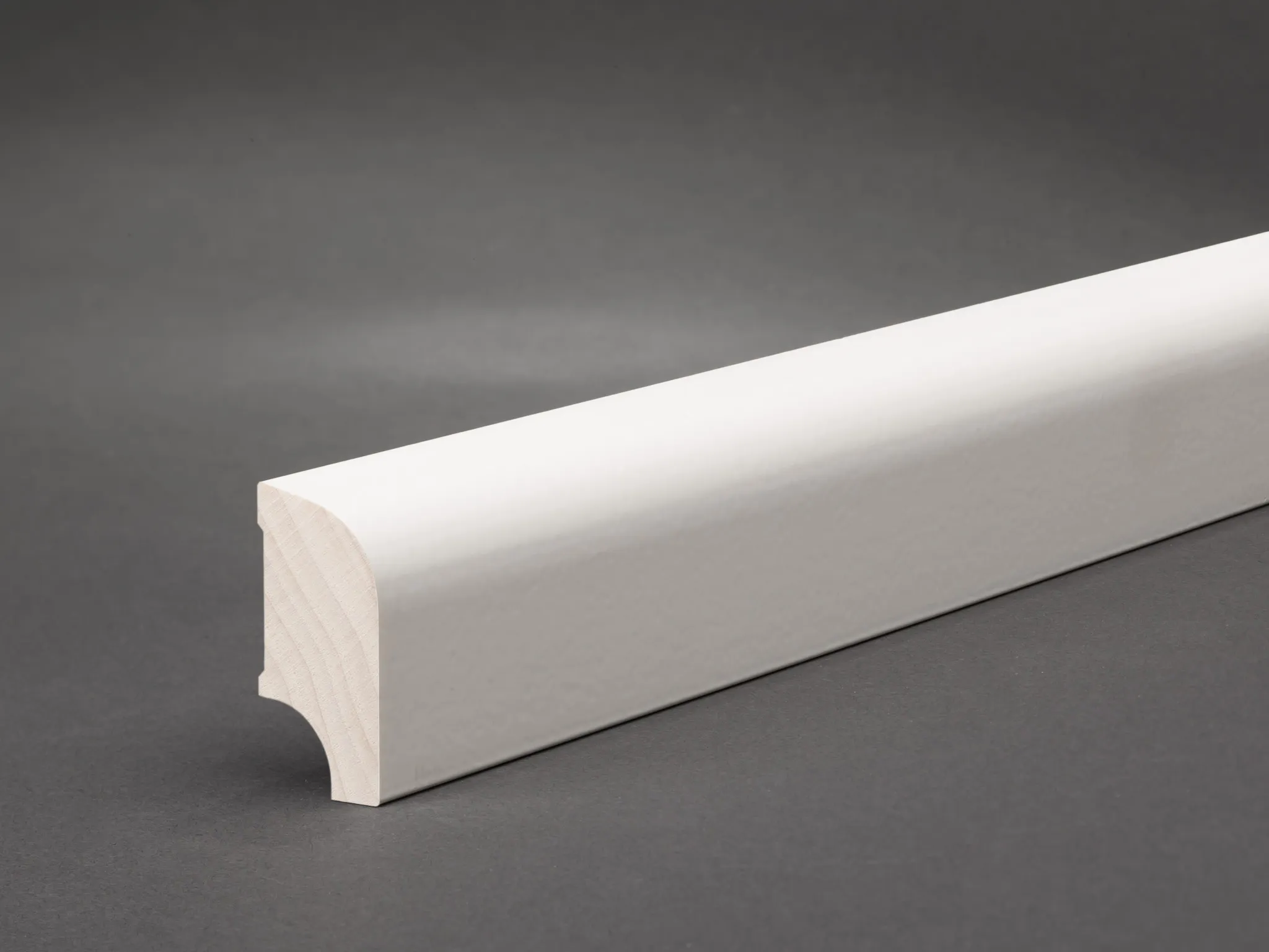 Massivholz weiß lackiert 40x20 mm Oberkante abgerundet