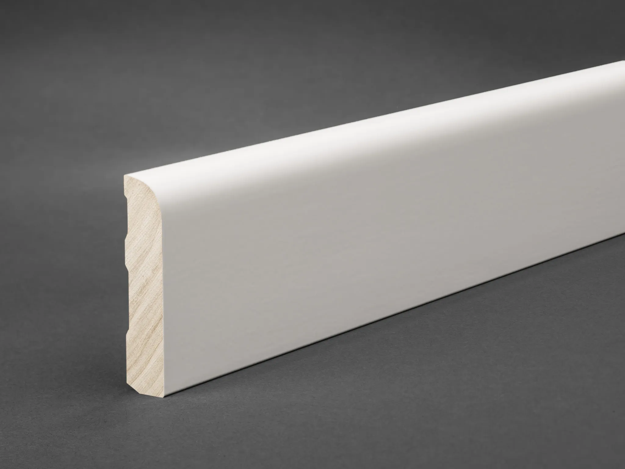 Massivholz weiß lackiert 60x13 mm Oberkante abgerundet